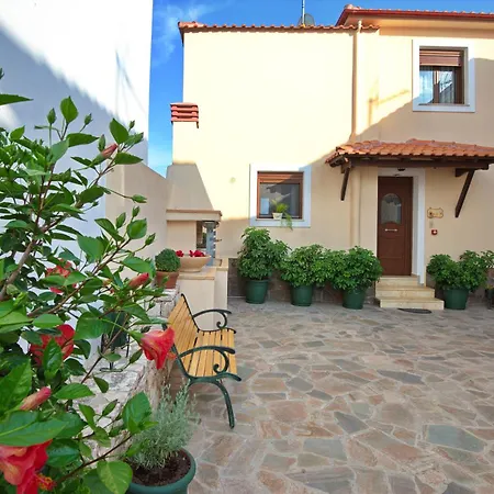 Esperides Maisonettes Landhuis *