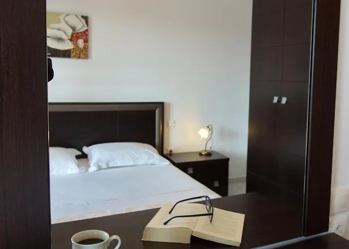 Esperides Maisonettes * Вотси